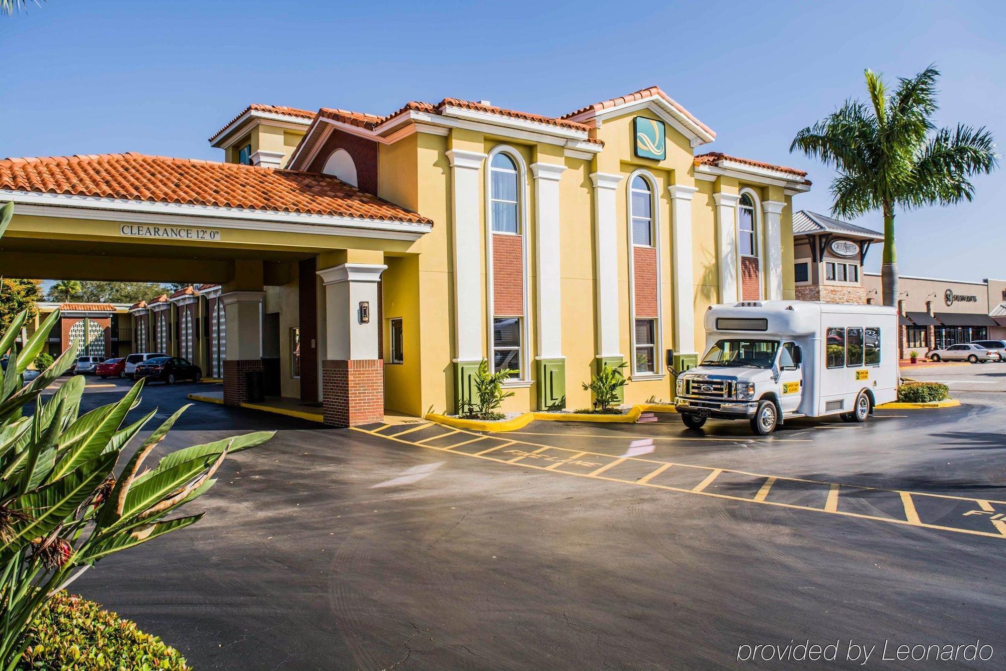 Quality Inn Airport - Cruise Port Тампа Экстерьер фото