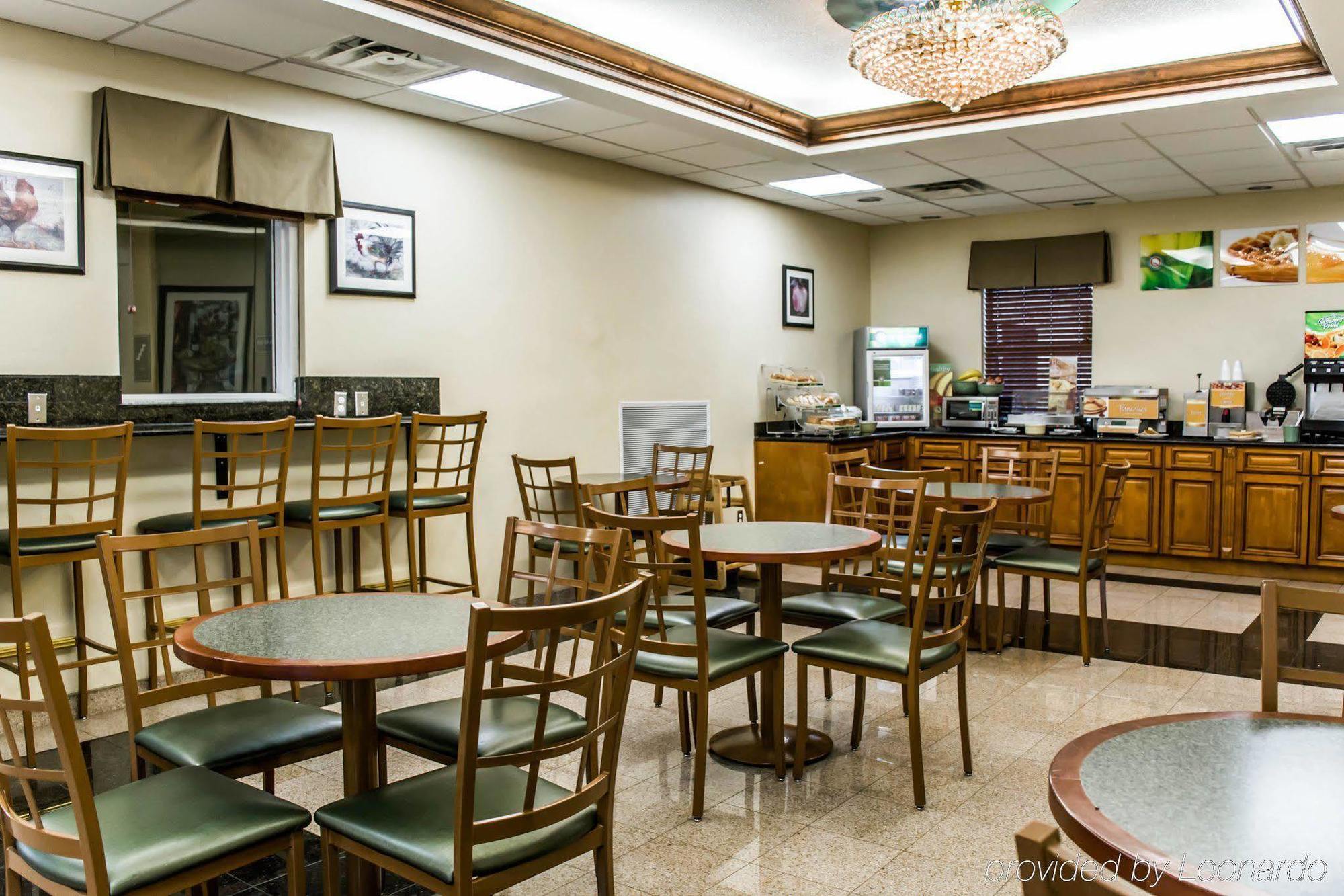 Quality Inn Airport - Cruise Port Тампа Экстерьер фото